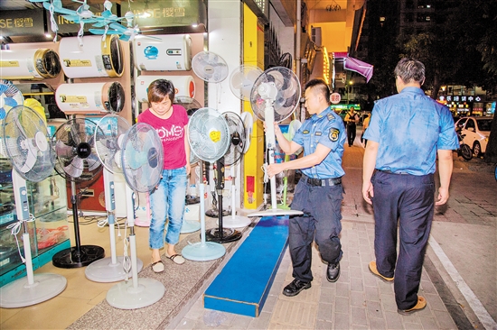 《治理占道经营》(组照) 《治理占道经营》(组照)